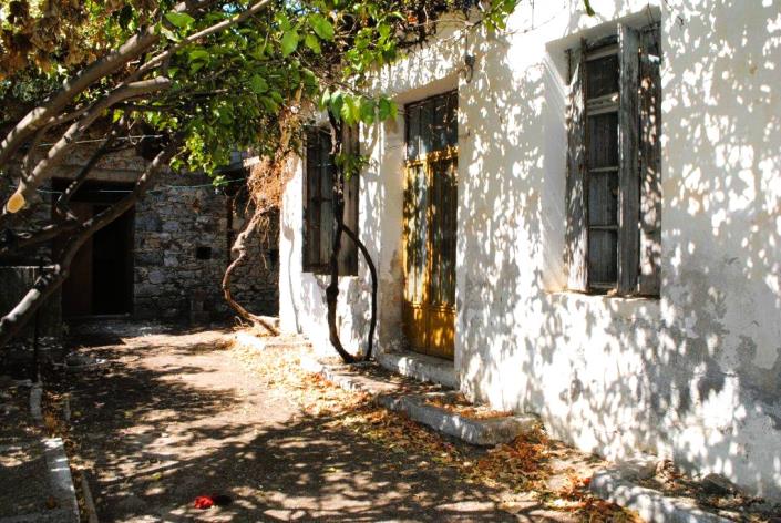 Image No.3-House/Villa for sale