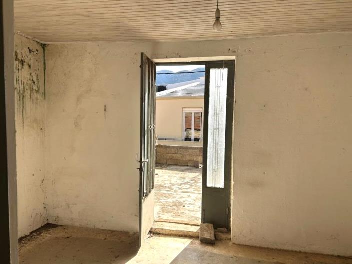 Image No.5-Maison / Villa de 2 chambres à vendre à Neapoli