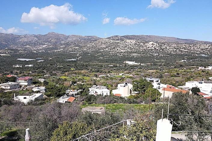 Image No.2-Maison / Villa de 2 chambres à vendre à Pacheia Ammos