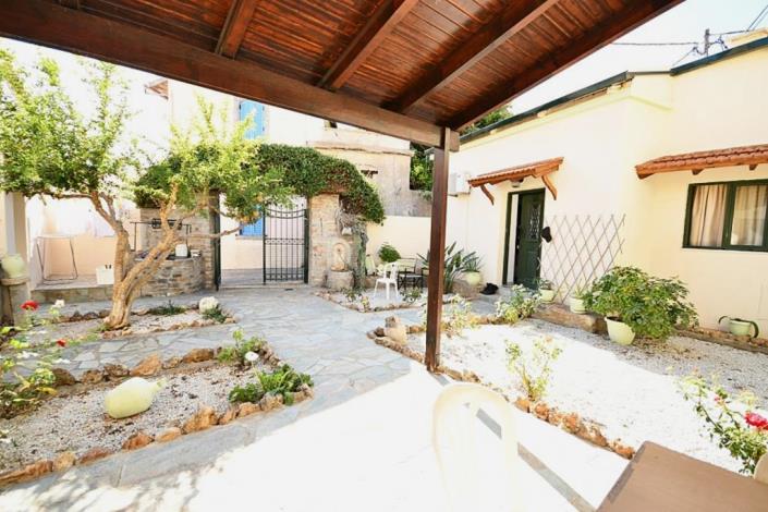 Image No.1-4 Bed House/Villa for sale