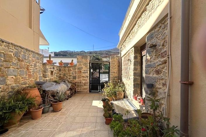 Image No.17-Maison / Villa de 1 chambre à vendre à Neapoli