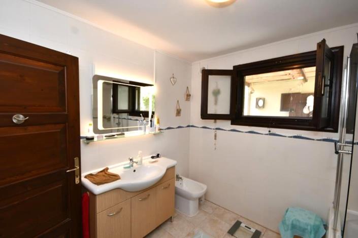 Image No.13-2 Bed House/Villa for sale