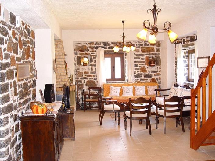 Image No.2-2 Bed House/Villa for sale