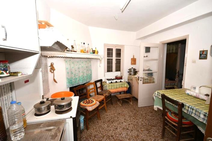 Image No.3-2 Bed House/Villa for sale