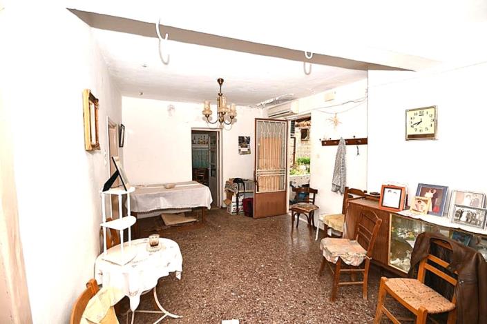 Image No.9-2 Bed House/Villa for sale