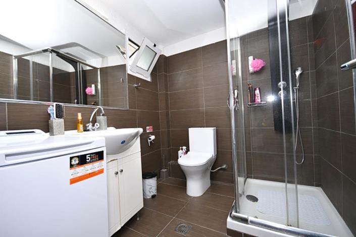 Image No.12-1 Bed Apartment for sale