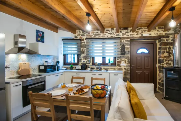 Image No.3-2 Bed House/Villa for sale