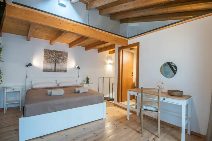 Image No.5-2 Bed House/Villa for sale