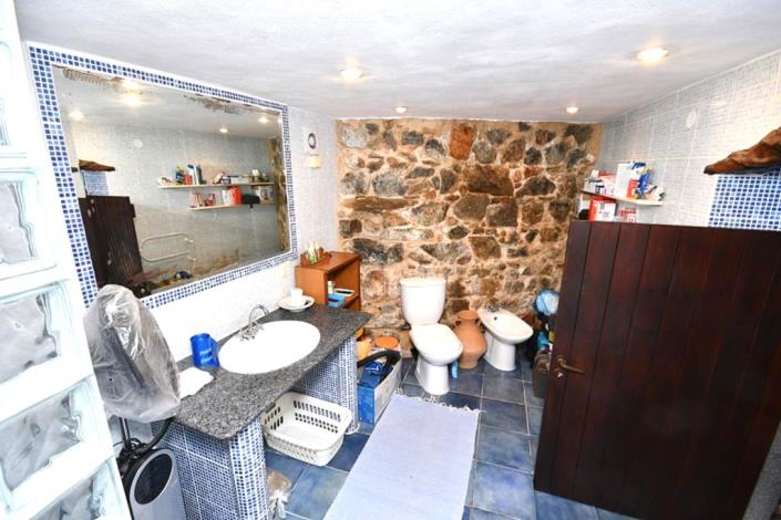 Image No.10-2 Bed House/Villa for sale