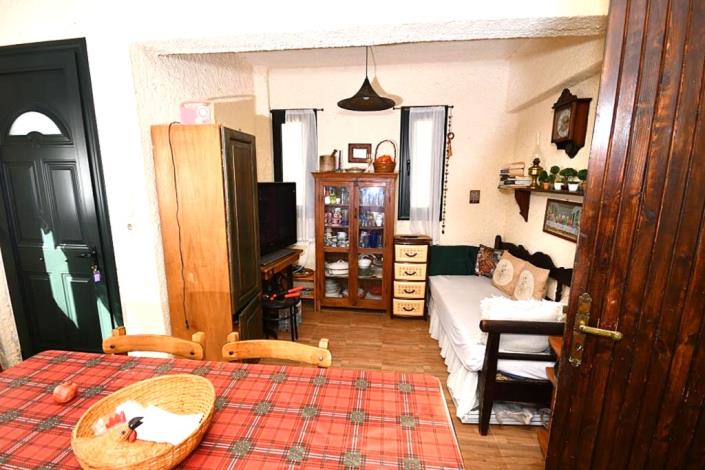 Image No.9-2 Bed House/Villa for sale