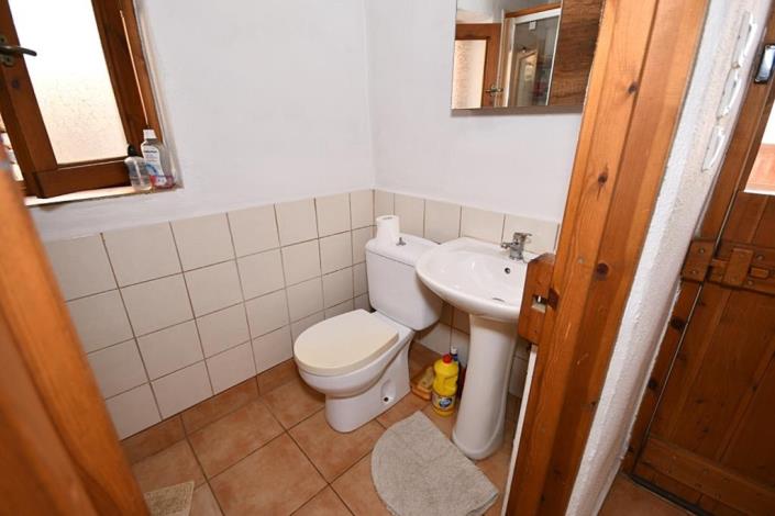 Image No.12-2 Bed House/Villa for sale