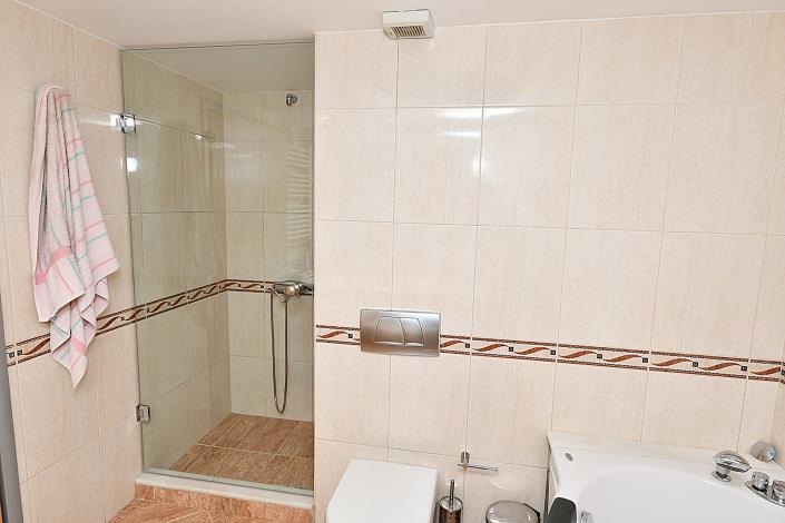 Image No.13-3 Bed Apartment for sale