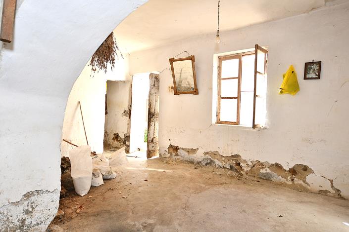 Image No.8-2 Bed House/Villa for sale