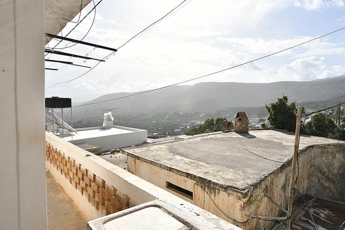 Image No.2-2 Bed House/Villa for sale