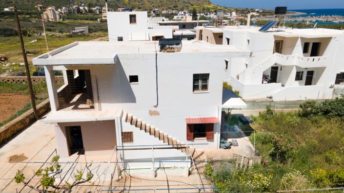 Image No.2-2 Bed Villa / Detached for sale