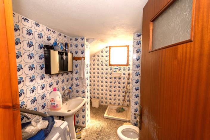 Image No.9-2 Bed Villa / Detached for sale