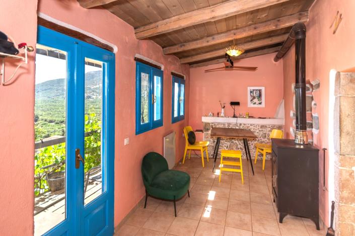 Image No.2-2 Bed House/Villa for sale
