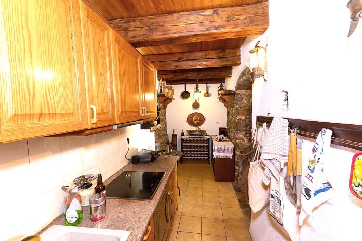 Image No.9-2 Bed House/Villa for sale