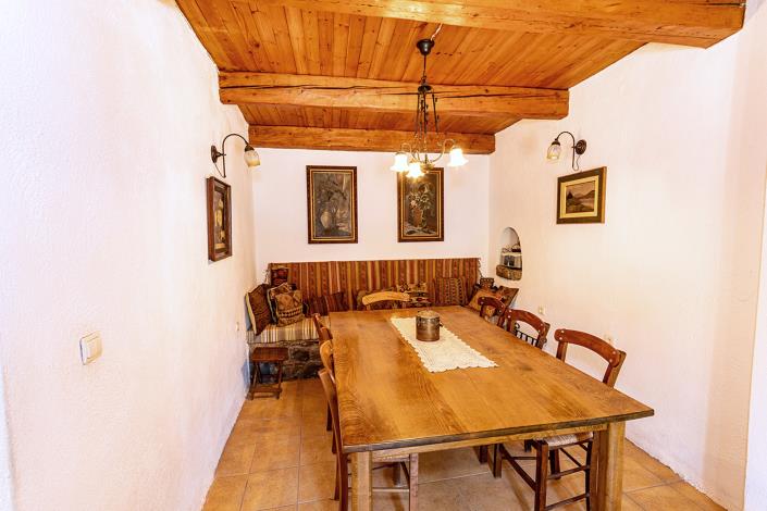 Image No.10-2 Bed House/Villa for sale