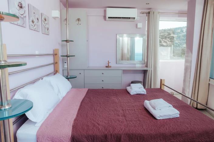 Image No.9-3 Bed Apartment for sale