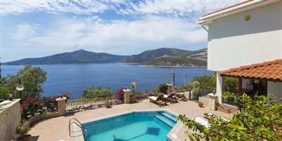 4 Bed Villa for sale