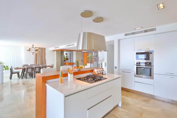 Image No.13-5 Bed Villa / Detached for sale