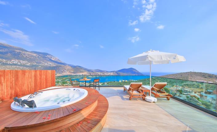 Image No.2-5 Bed Villa / Detached for sale