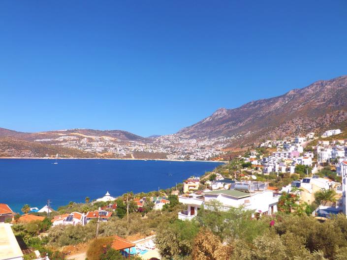 Image No.2-3 Bed Villa / Detached for sale