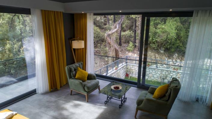 Image No.10-3 Bed Villa / Detached for sale