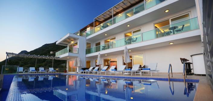 Image No.4-11 Bed Villa for sale