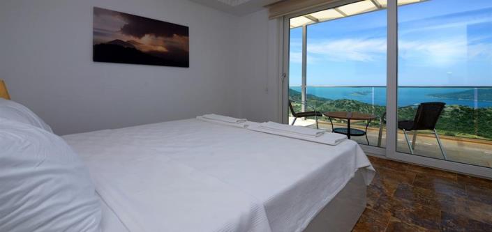 Image No.10-11 Bed Villa for sale