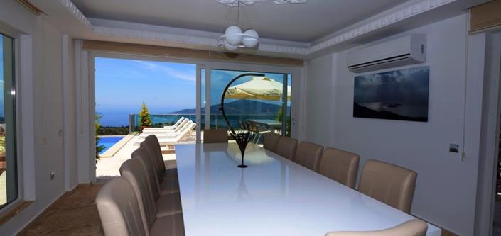 Image No.9-11 Bed Villa for sale