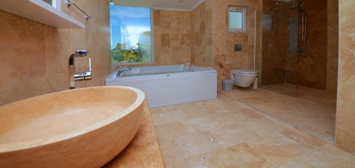 Image No.12-11 Bed Villa for sale