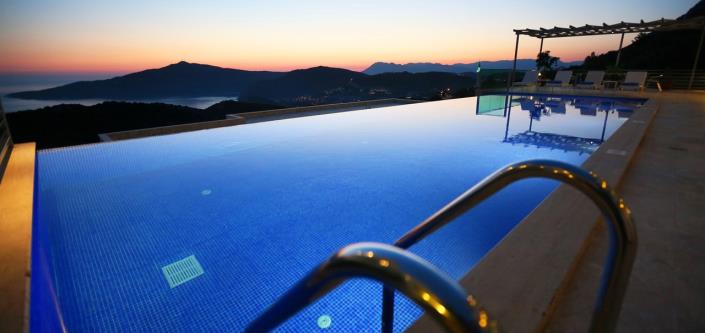 Image No.27-11 Bed Villa for sale