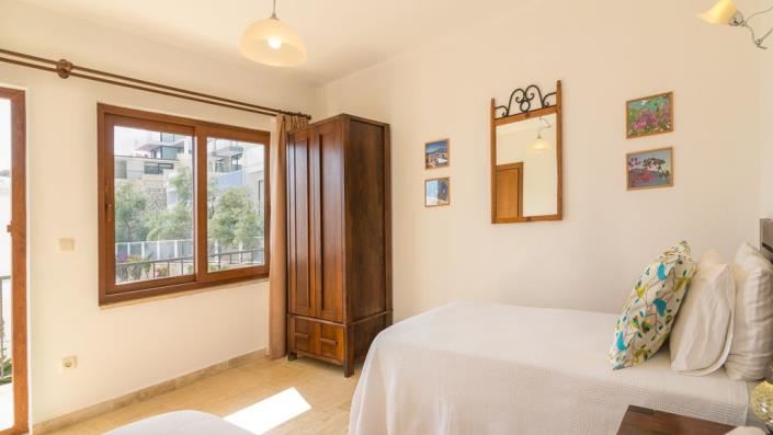 Image No.9-2 Bed Apartment for sale