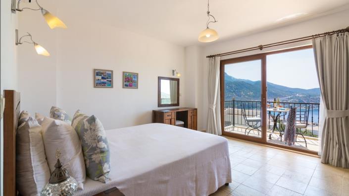 Image No.18-2 Bed Apartment for sale