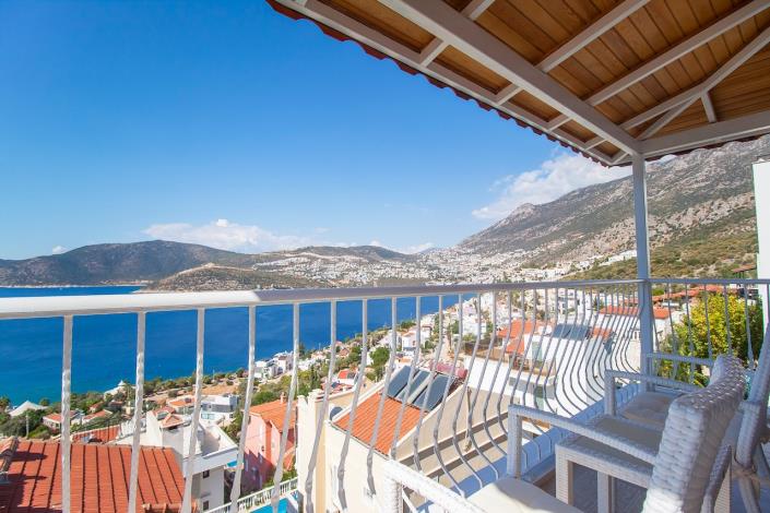 Image No.5-4 Bed Villa / Detached for sale