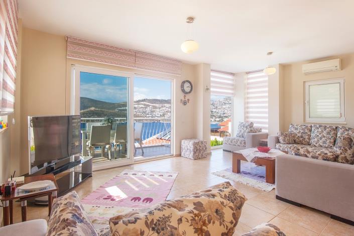 Image No.11-4 Bed Villa / Detached for sale