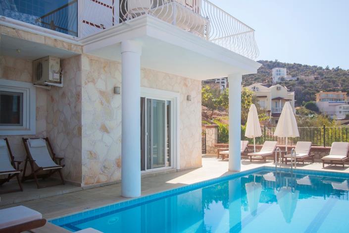 Image No.20-4 Bed Villa / Detached for sale