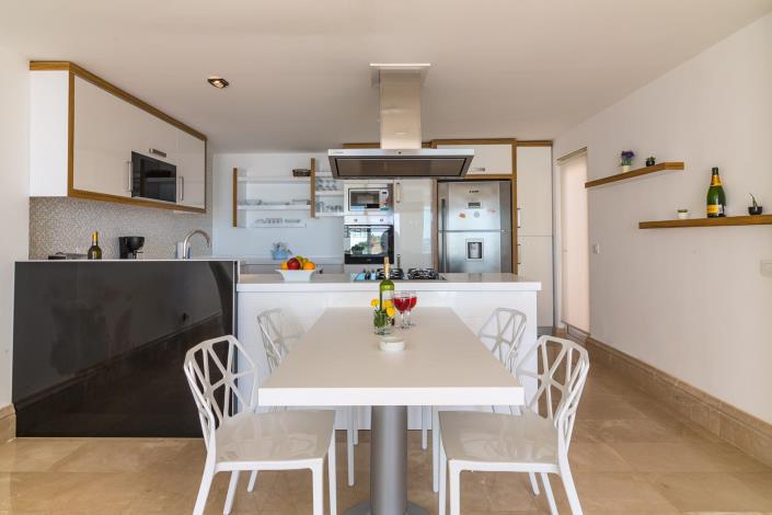 Image No.3-4 Bed Villa for sale