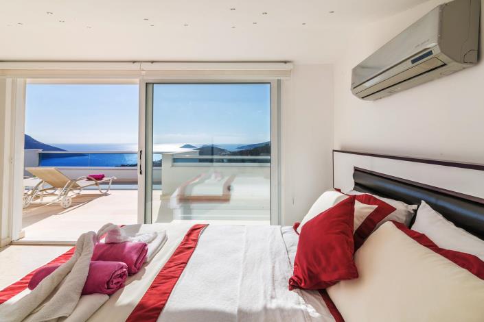 Image No.11-4 Bed Villa for sale