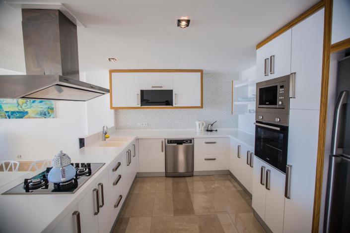 Image No.2-4 Bed Villa for sale