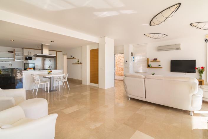 Image No.6-4 Bed Villa for sale