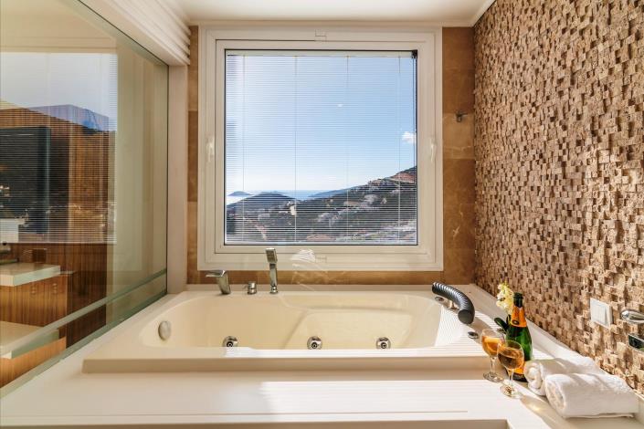 Image No.14-4 Bed Villa for sale