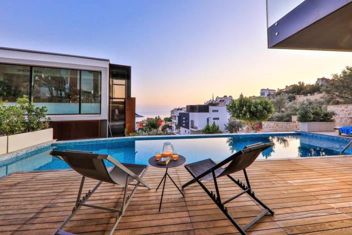 Image No.23-Villa / Détaché de 4 chambres à vendre à Kalkan