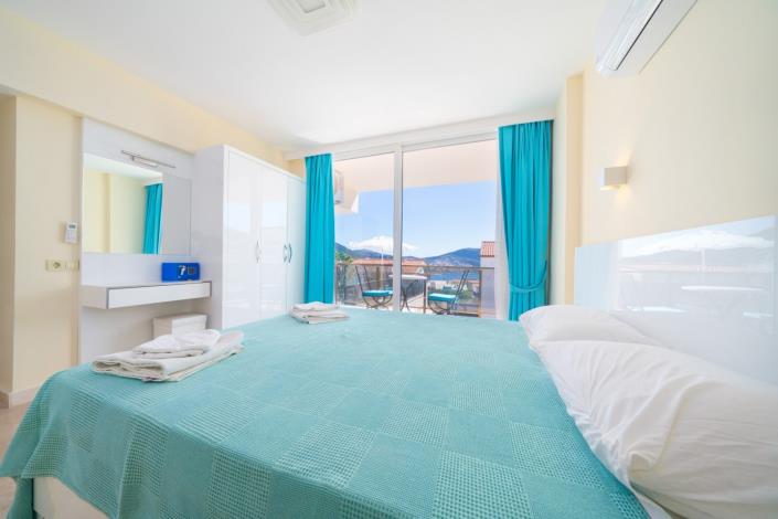 Image No.13-2 Bed Apartment for sale