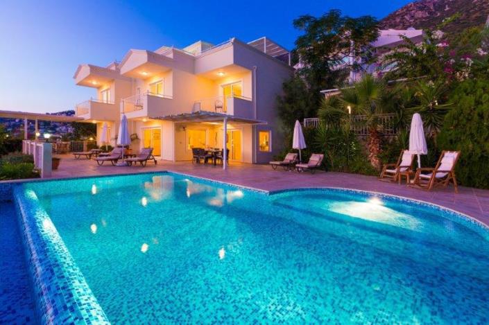 Image No.2-Villa / Détaché de 4 chambres à vendre à Kalkan