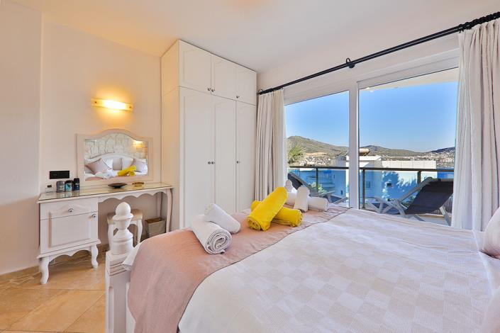 Image No.16-2 Bed Apartment for sale