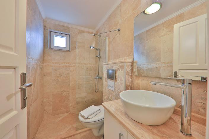 Image No.20-2 Bed Apartment for sale