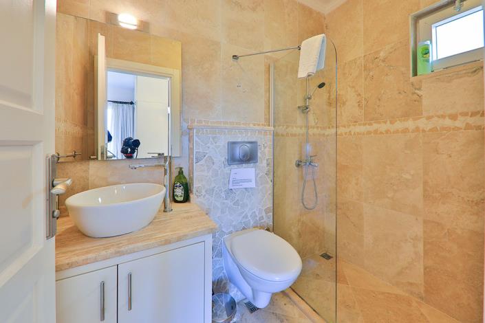 Image No.18-2 Bed Apartment for sale